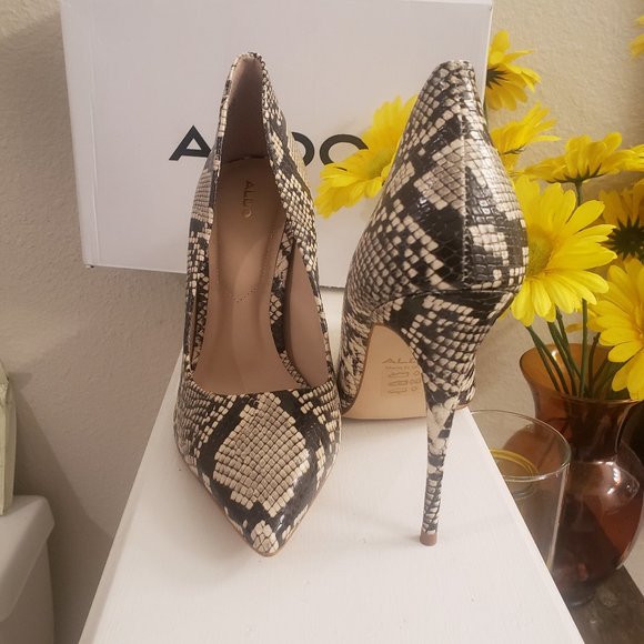 Aldo Shoes - Snake Print Aldo Pump!